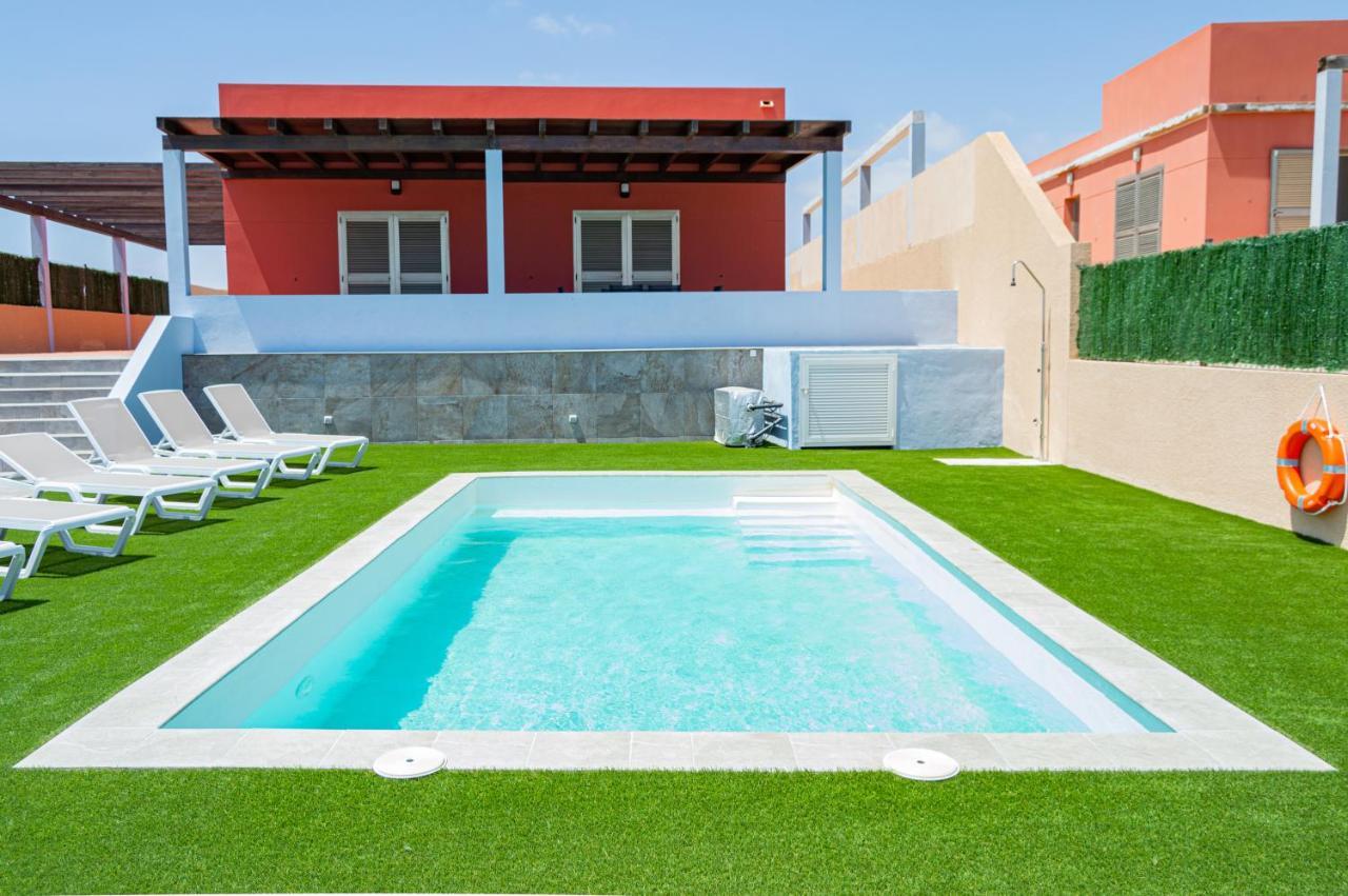 Villa Mini Golf Caleta De Fuste Exterior photo