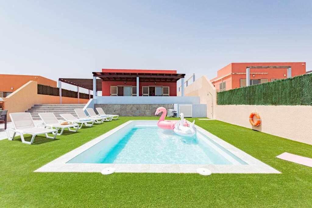 Villa Mini Golf Caleta De Fuste Exterior photo