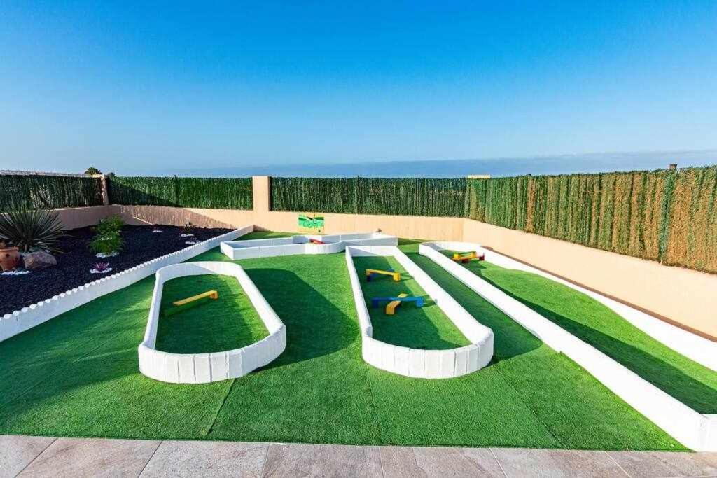 Villa Mini Golf Caleta De Fuste Exterior photo